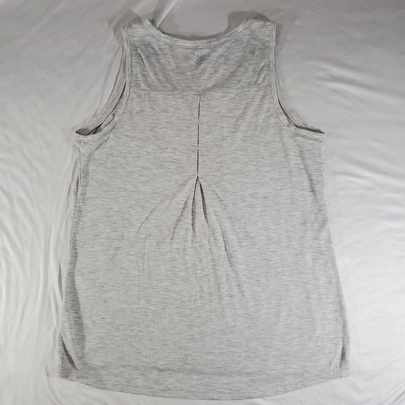 Grey Gaiam tank. Medium - Picture 3 of 4
